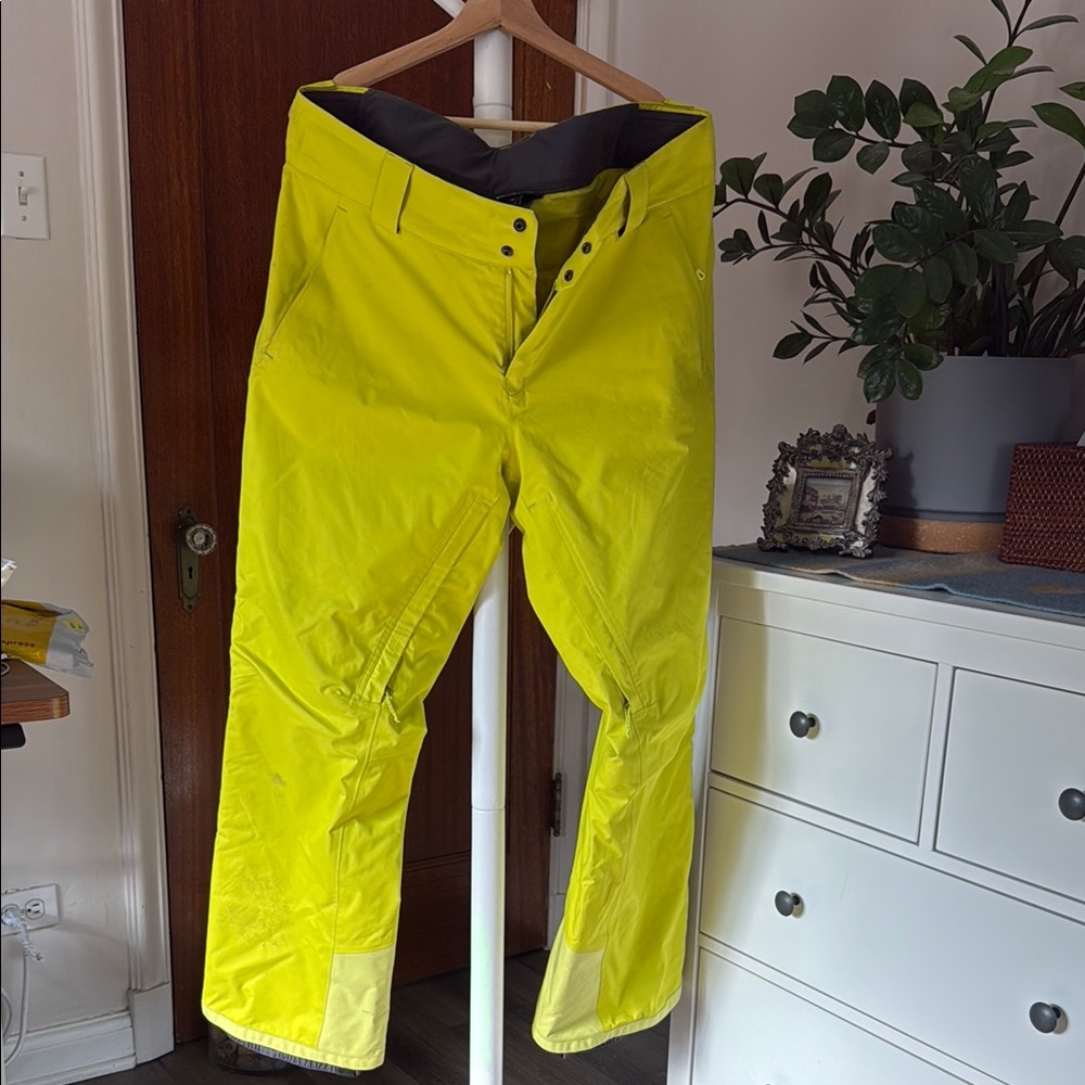 Women’s Patagonia Yellow Ski Pants